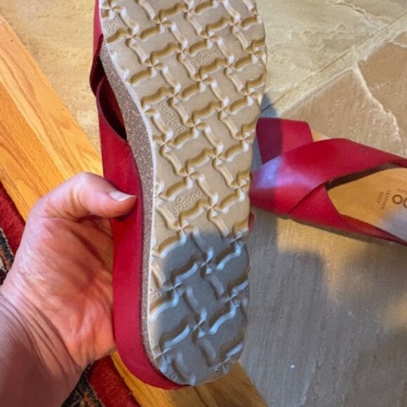 New Yokono Candela Red Leather Cork Wedge Slide Sandals Made in Spain Size 9.5 - Picture 5 of 7